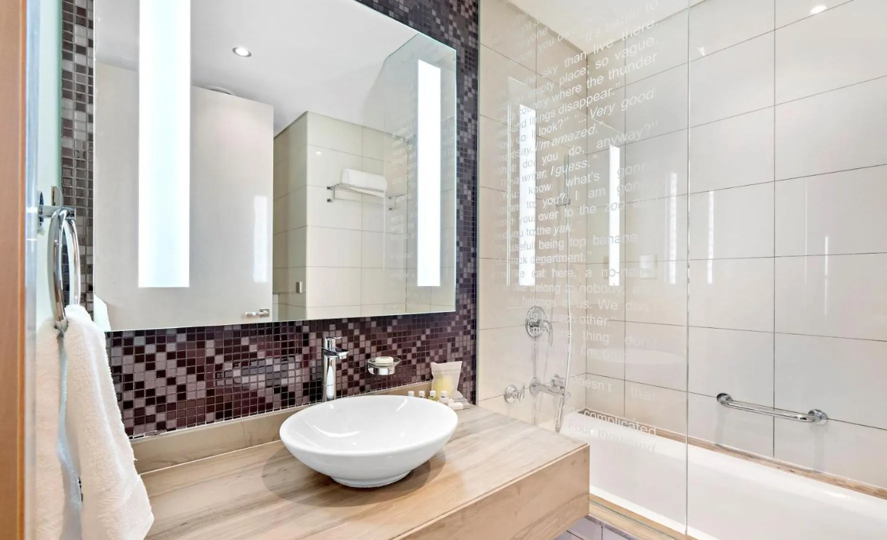 Aliving- Luxury 2Br In Paramount Business Bay Damac Towers 6106 Dubai 0*,  United Arab Emirates